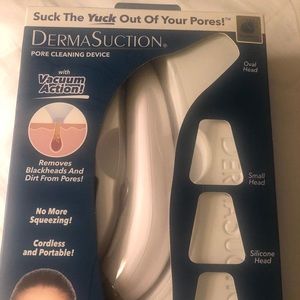 Seems Suction Pore Cleansing Device. NEW!!